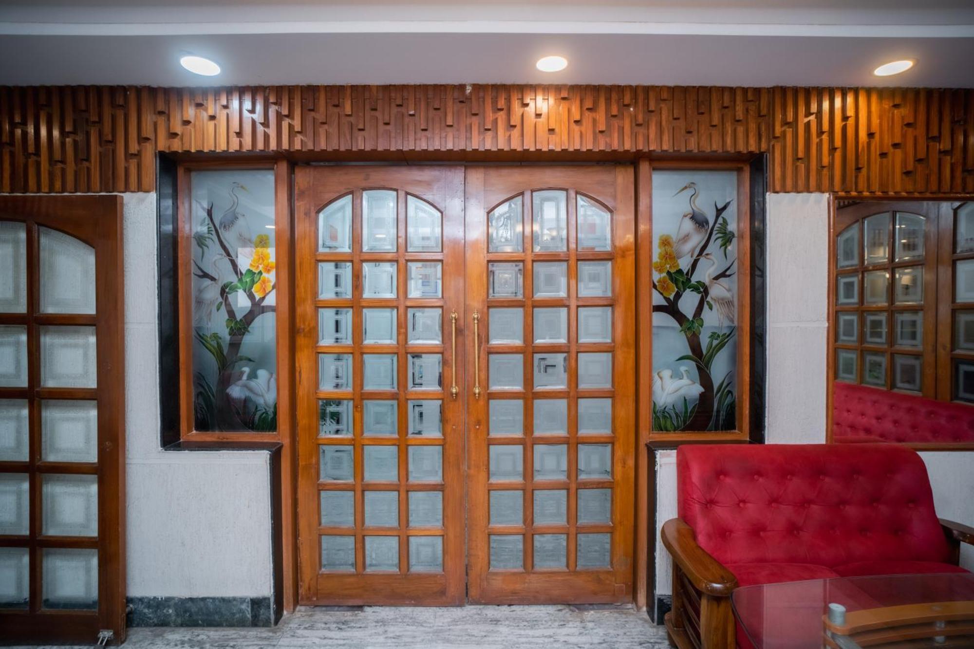 Pearl Courtyard