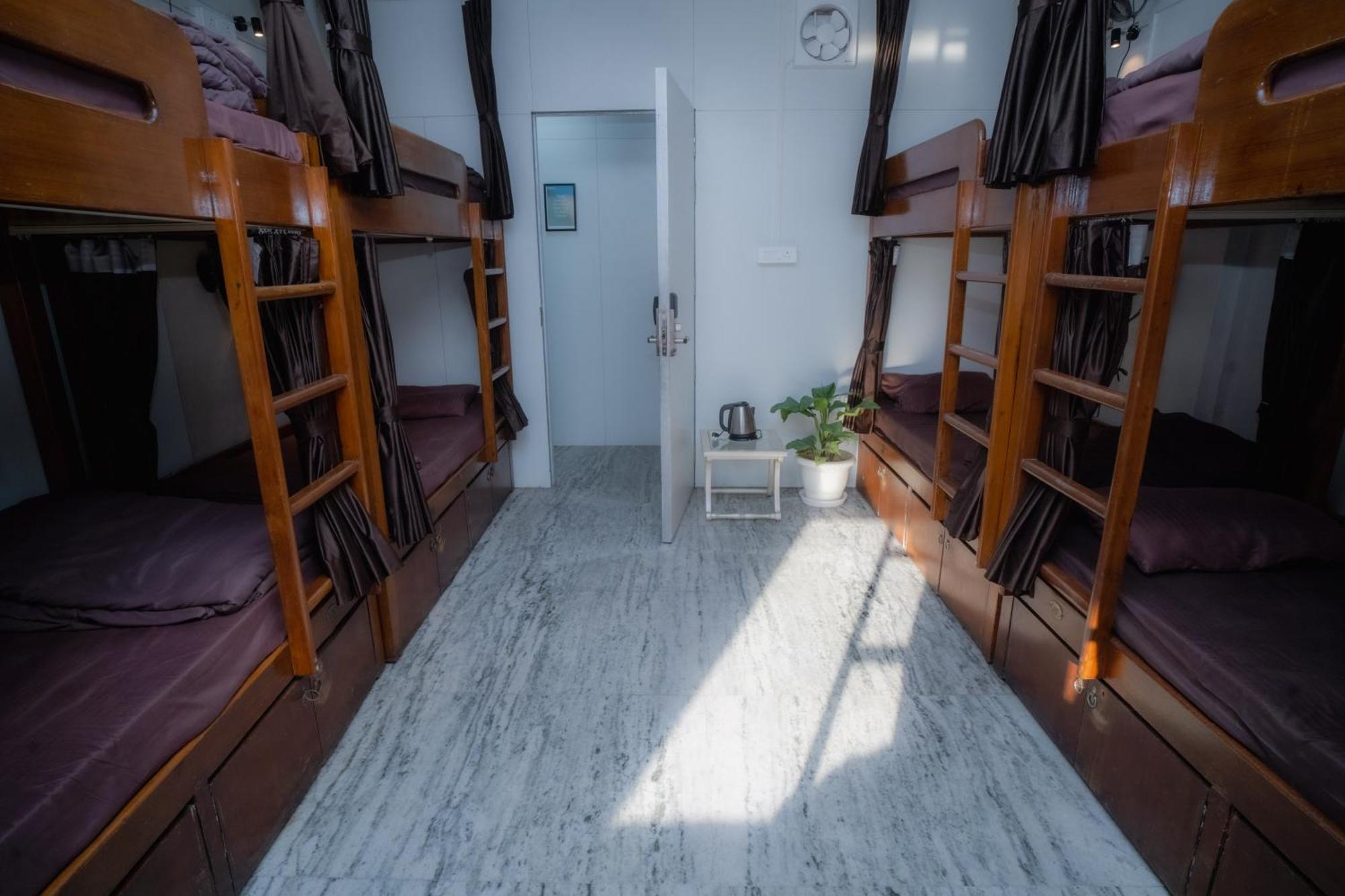Hostel Pearl Courtyard Varanasi